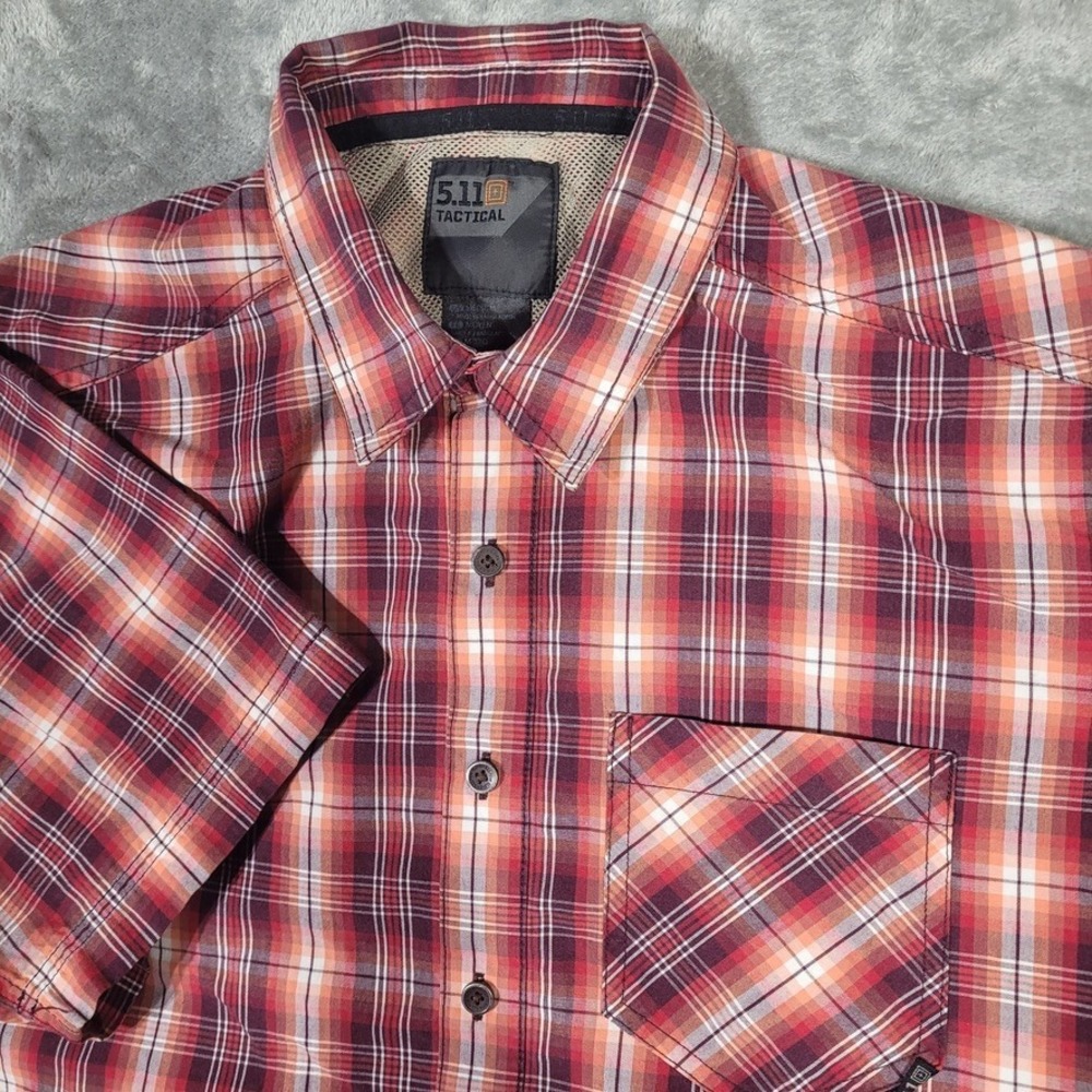 5.11 TACTICAL Shirt Mens Medium Breaker Short Sleeve Red Plaid Snap Buttons